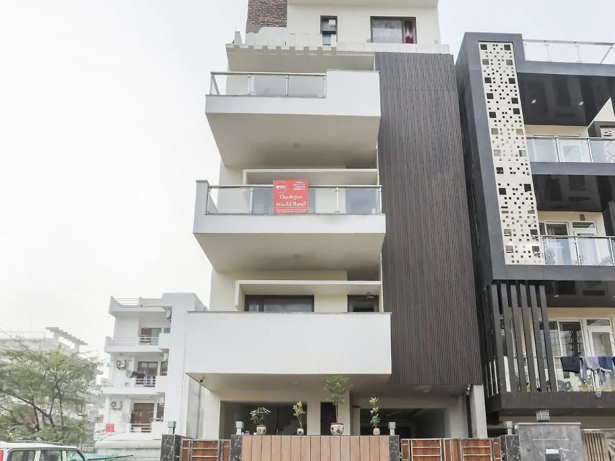 Capital O 85585 The Arjun Hotel 古尔冈